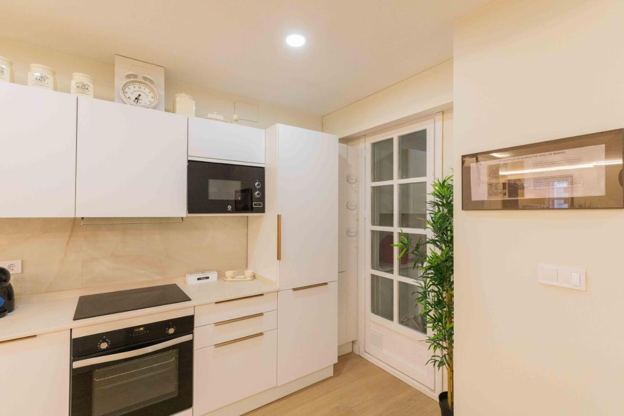 Bilbao Chic Barrena Old Town Apartment Ngoại thất bức ảnh
