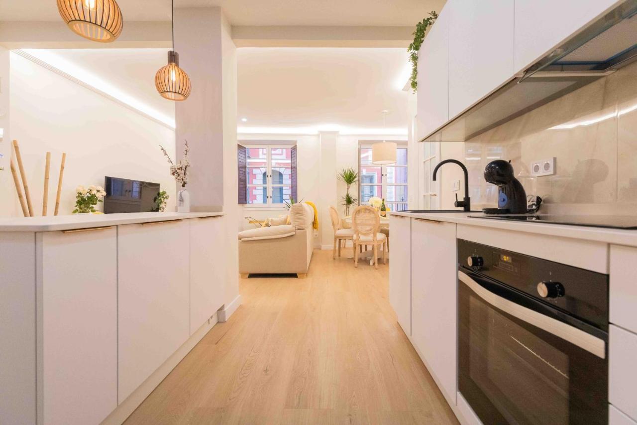 Bilbao Chic Barrena Old Town Apartment Ngoại thất bức ảnh