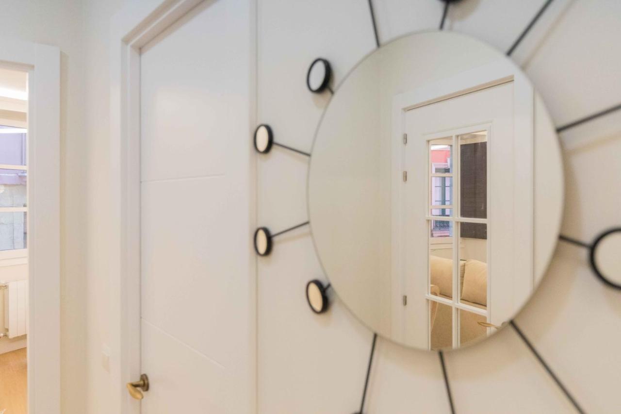 Bilbao Chic Barrena Old Town Apartment Ngoại thất bức ảnh
