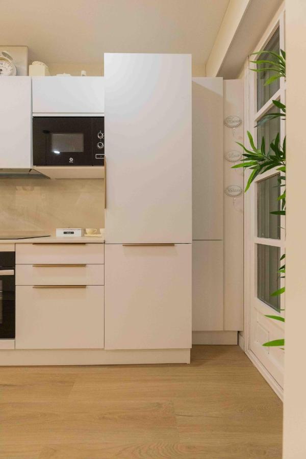 Bilbao Chic Barrena Old Town Apartment Ngoại thất bức ảnh